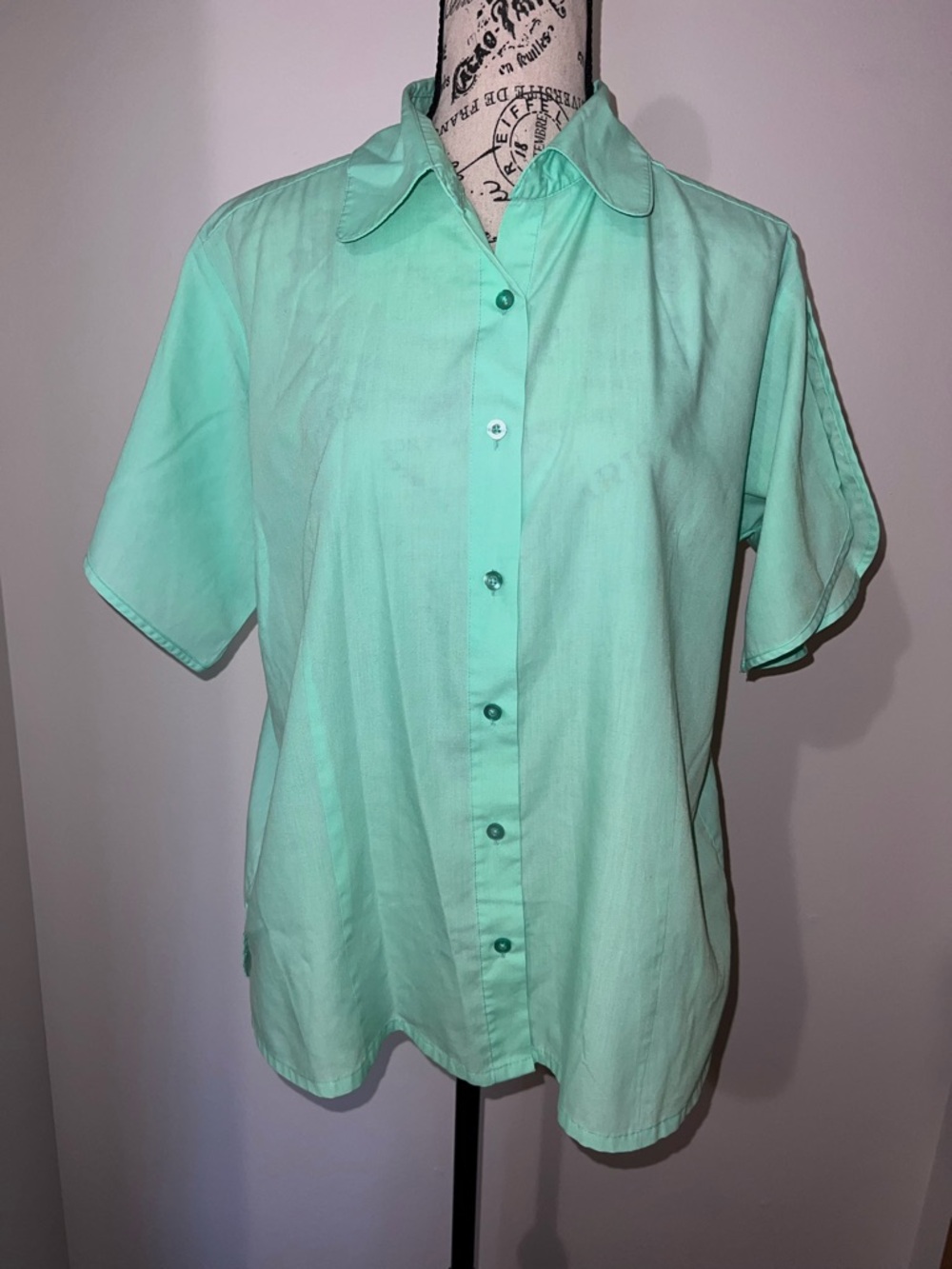 Vintage American Sweetheart by Haband Mint Green Button Up Shirt